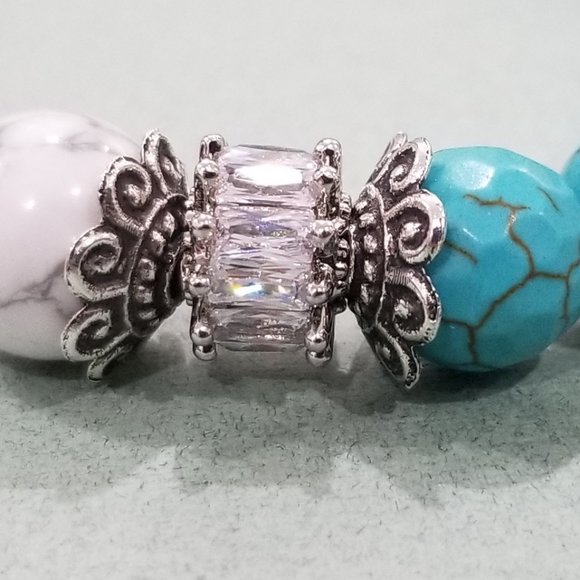 Feel Good™ - 8” Elastic - Crown Muse Bracelet - Turquoise & White Malachite - Picture 8 of 11